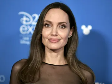 Angelina Jolie Angelina Jolie