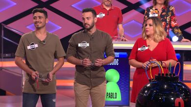 El divertido debate entre Juanra Bonet y 'Tiquismiquis' sobre la playa de Malta y Cádiz