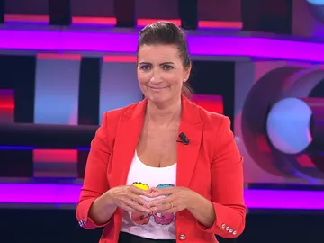 El chiste malo de Silvia Abril sobre la hostelería en ‘¡Ahora caigo!’ El chiste malo de Silvia Abril sobre la hostelería en ‘¡Ahora caigo!’