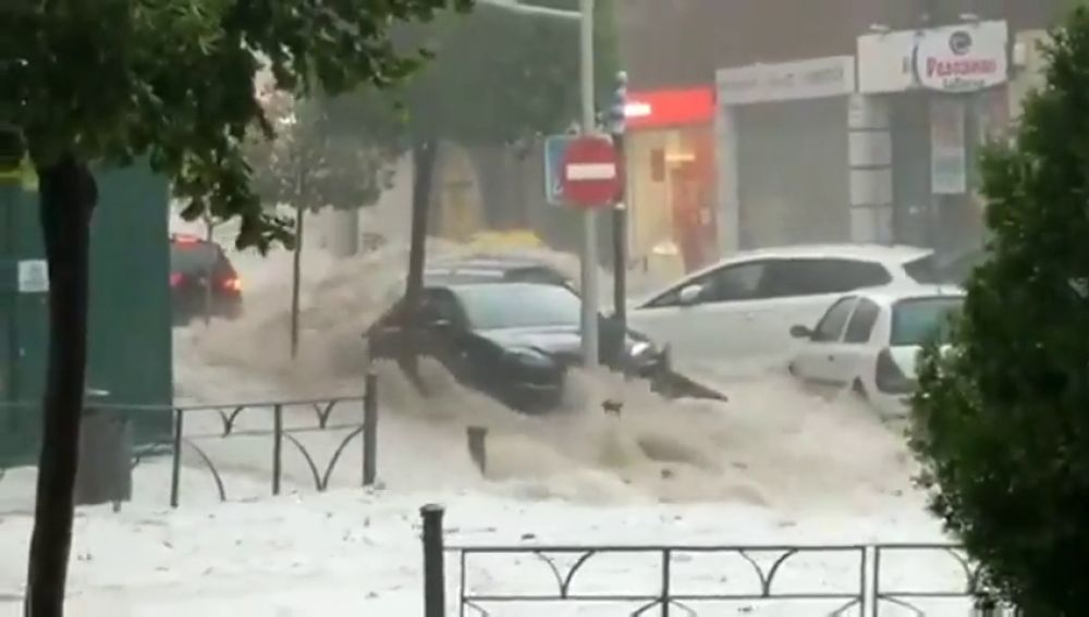 Las imágenes de las fuertes tormentas que han inundado Madrid 