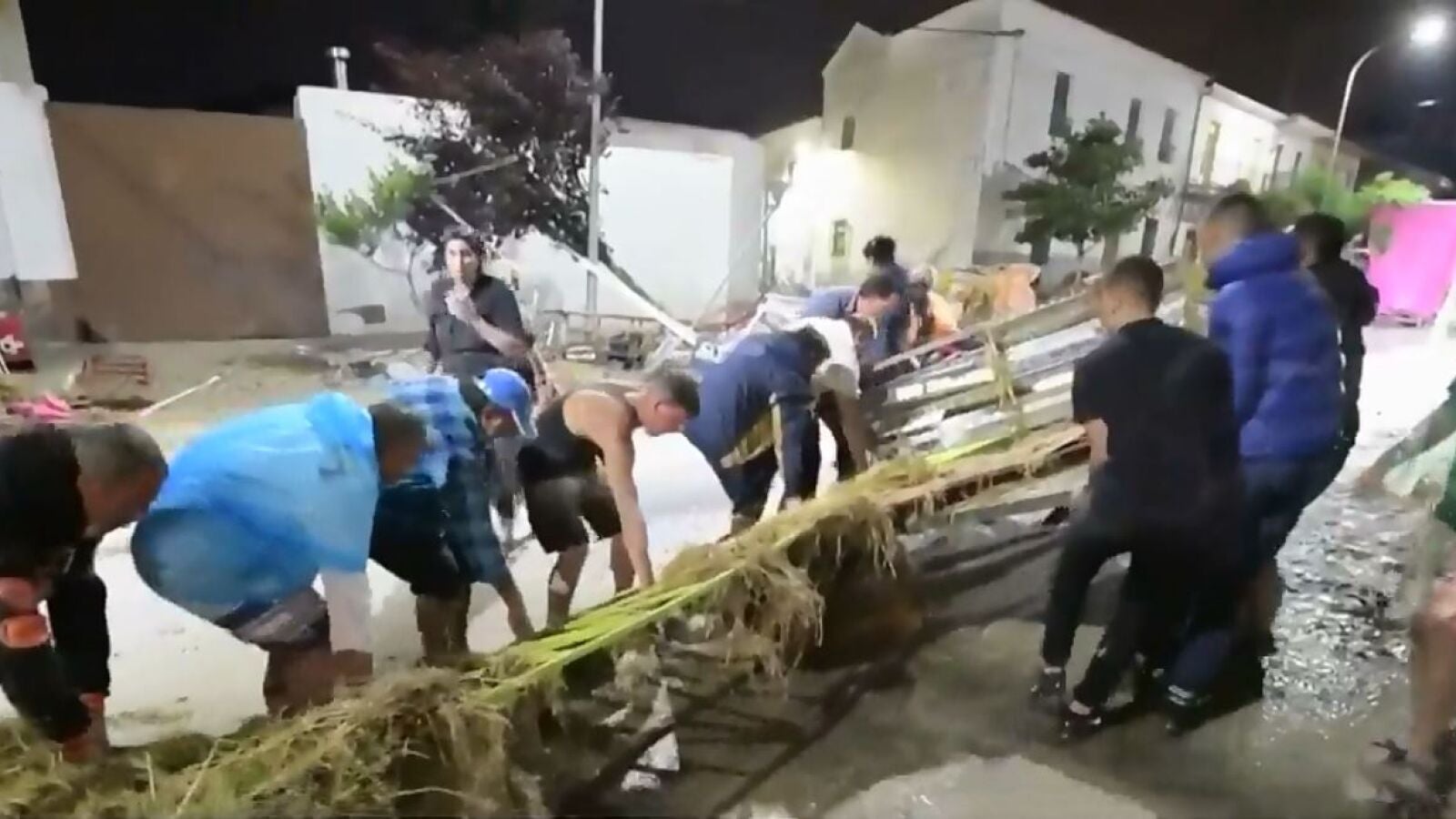 Medio centenar de animales muere en una finca de Málaga por el temporal de gota fría