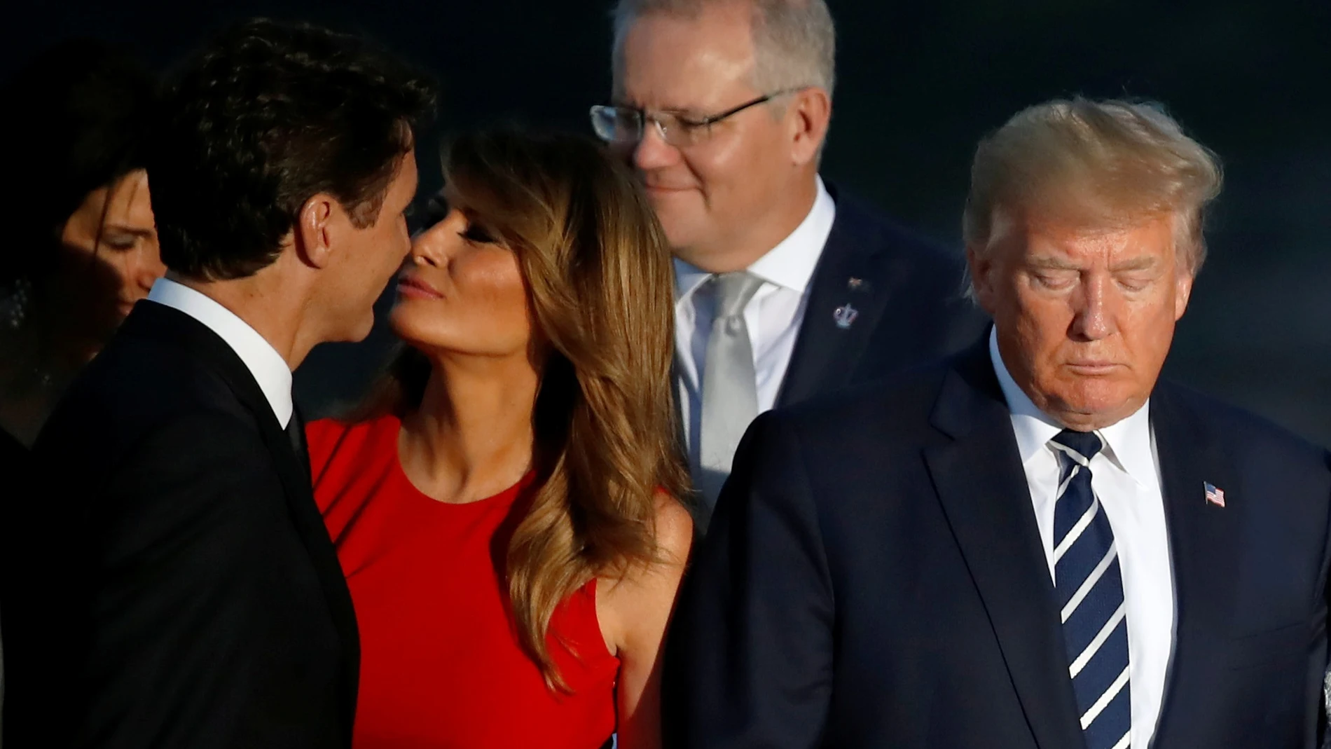 La viral foto de Melania y Trudeau en la cumbre del G7 La viral foto de Melania y Trudeau en la cumbre del G7