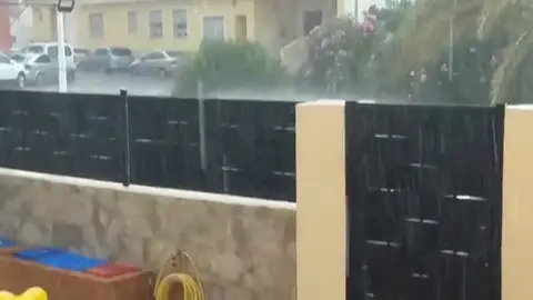 Las fuertes precipitaciones llegan al litoral peninsular Las fuertes precipitaciones llegan al litoral peninsular