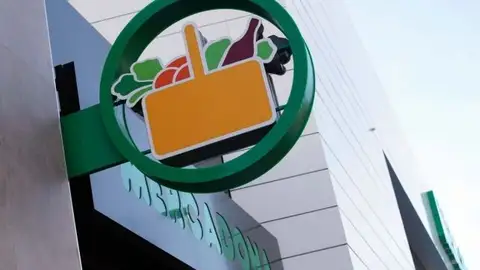 Fachada de Mercadona Fachada de Mercadona