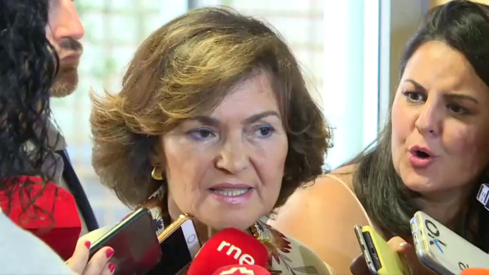 El gobierno responsabiliza a los otros partidos del bloqueo político