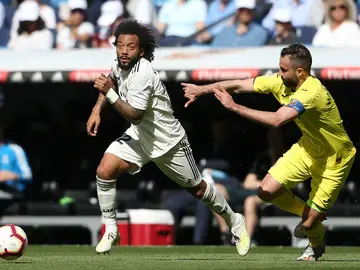 Marcelo ante Mario, jugador del Villarreal CF Marcelo ante Mario, jugador del Villarreal CF
