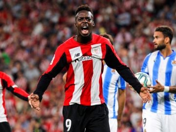 Iñaki Williams celebra su gol ante la Real Sociedad 