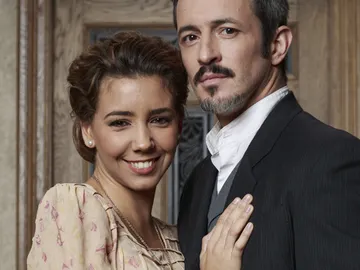 Sandra Cervera y Fernando Coronado son Emilia y Alfonso en 'El secreto de Puente Viejo' Sandra Cervera y Fernando Coronado son Emilia y Alfonso en 'El secreto de Puente Viejo'