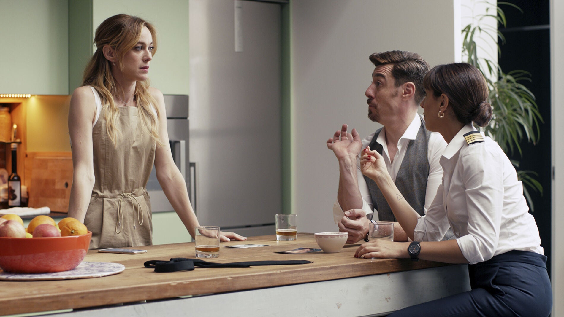 Marta se decide por Riki y Javi falla en su plan