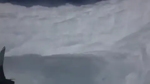 Así es un huracán categoría 5 desde un avión Así es un huracán categoría 5 desde un avión