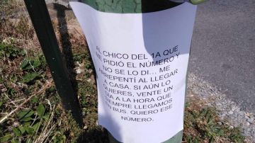 Declaración de amor en una marquesina