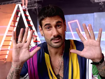 Melendi, risas y mucho baile en la grabación de la promo de ‘La Voz Kids’ Melendi, risas y mucho baile en la grabación de la promo de ‘La Voz Kids’