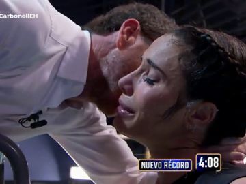 Pilar Rubio bate el récord de la apnea, el reto más extremo de 'El Hormiguero 3.0', superando los 4 minutos sin respirar bajo el agua