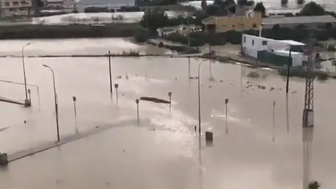 El pueblo alicantino de Dolores se encuentra sin luz ni agua El pueblo alicantino de Dolores se encuentra sin luz ni agua