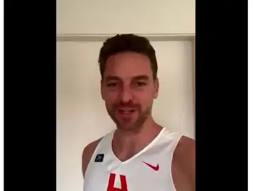 Pau Gasol celebra la victoria de la Final del Mundial de China 2019 Pau Gasol celebra la victoria de la Final del Mundial de China 2019