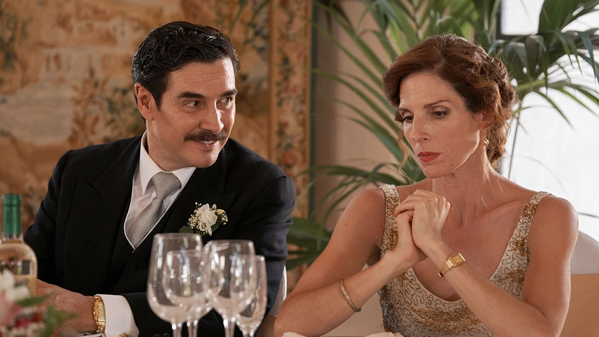 'Amar es para siempre': Julia descubre la infidelidad de Armando 'Amar es para siempre': Julia descubre la infidelidad de Armando