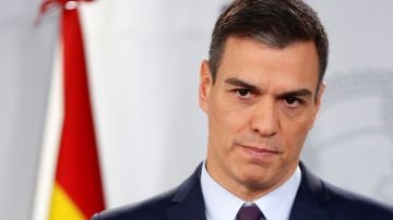 Pedro Sánchez llamará a Pablo Iglesias, Pablo Casado y Albert Rivera antes de ver al Rey Pedro Sánchez llamará a Pablo Iglesias, Pablo Casado y Albert Rivera antes de ver al Rey