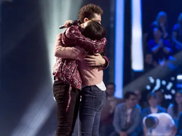 David Bisbal consigue la dulzura de Berta Luna: “Gracias por confiar en mí” David Bisbal consigue la dulzura de Berta Luna: “Gracias por confiar en mí”