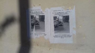 Carteles acusando a un hombre de abusos en Sevilla