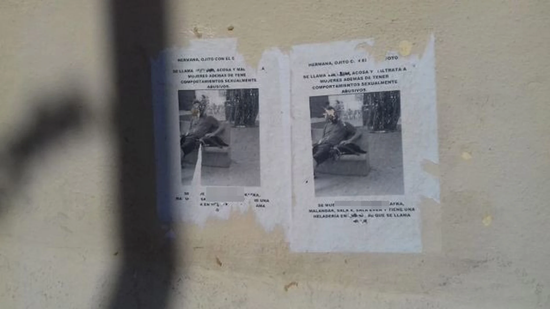 Carteles acusando a un hombre de abusos en Sevilla Carteles acusando a un hombre de abusos en Sevilla