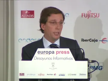Almeida anuncia que peatonalizará "definitivamente" la Puerta del Sol de Madrid Almeida anuncia que peatonalizará "definitivamente" la Puerta del Sol de Madrid