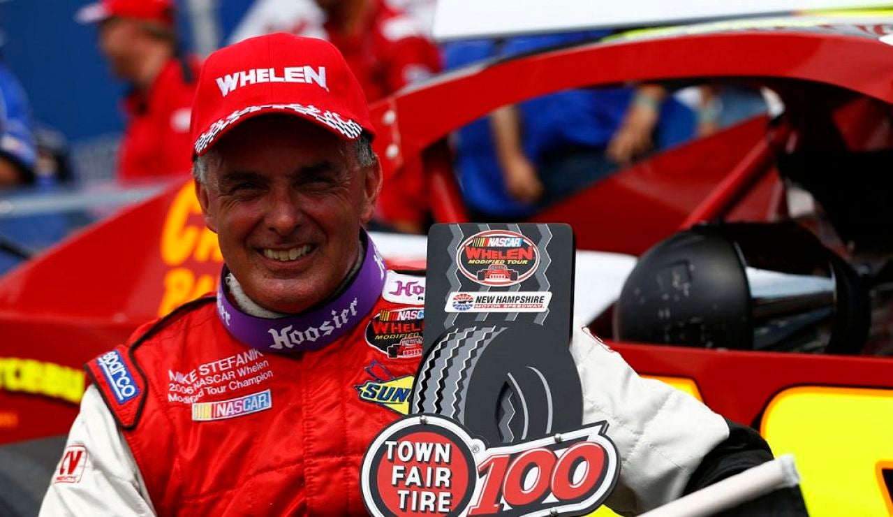 Mike Stefanik, piloto de la NASCAR Mike Stefanik, piloto de la NASCAR