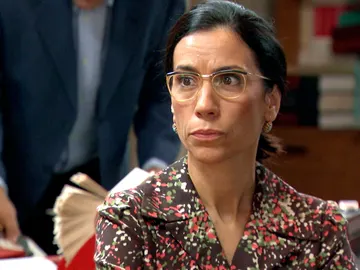 Manolita pone su caso en manos de Lenin Manolita pone su caso en manos de Lenin