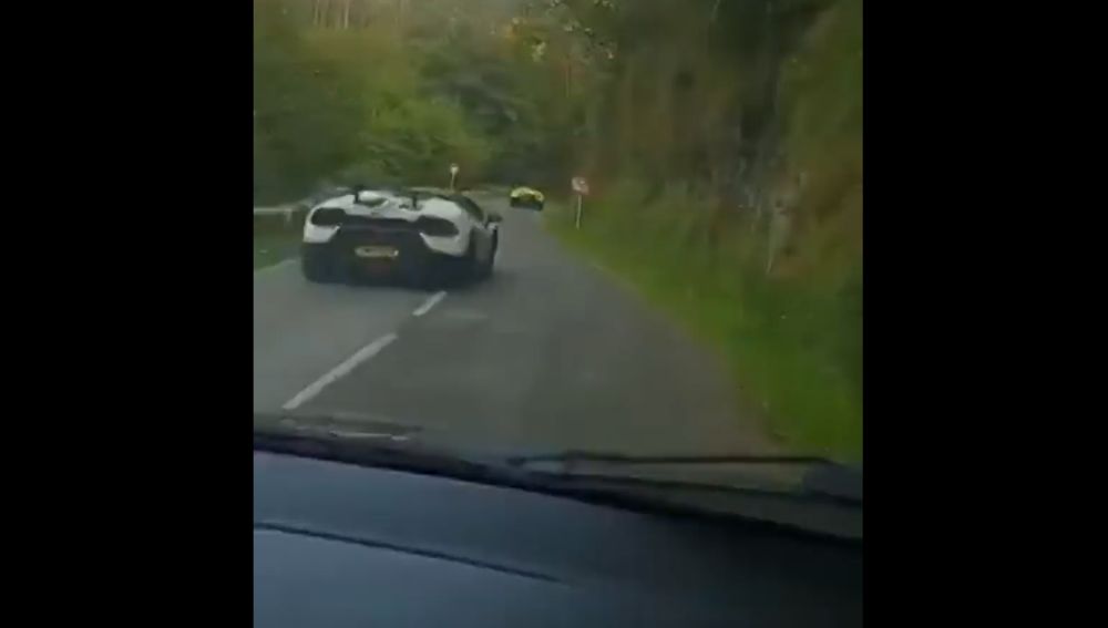 Carrera ilegal de Lamborghinis