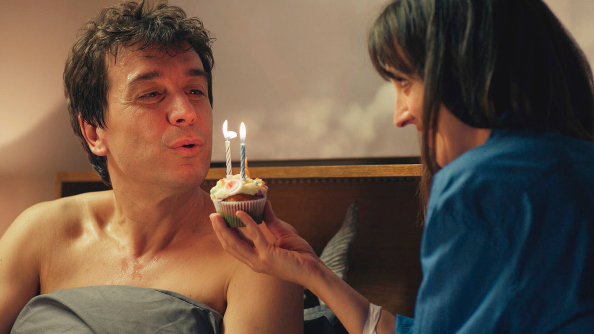 La nueva novia rarita de Javi: "¡Hoy es nuestro 'mesniversario'!"