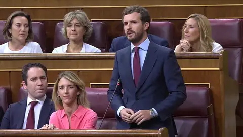 Casado a Sánchez: "en las próximas elecciones estaremos a la altura para recuperar el rumbo de una nación que le queda grande" Casado a Sánchez: "en las próximas elecciones estaremos a la altura para recuperar el rumbo de una nación que le queda grande"