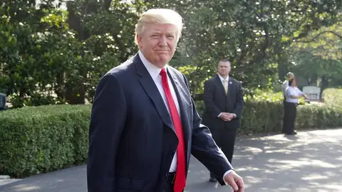 Trump aterriza en California Trump aterriza en California