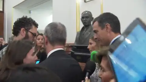 Las respuestas de los políticos ante el enfado de los ciudadanos Las respuestas de los políticos ante el enfado de los ciudadanos