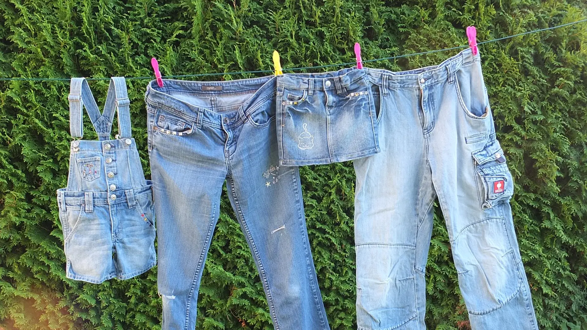 Cómo evitar que tus pantalones vaqueros destiñan al lavarlos