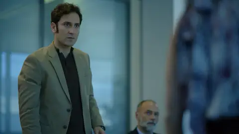 Álex Gadea es Mateo Medina en 'Toy boy' Álex Gadea es Mateo Medina en 'Toy boy'