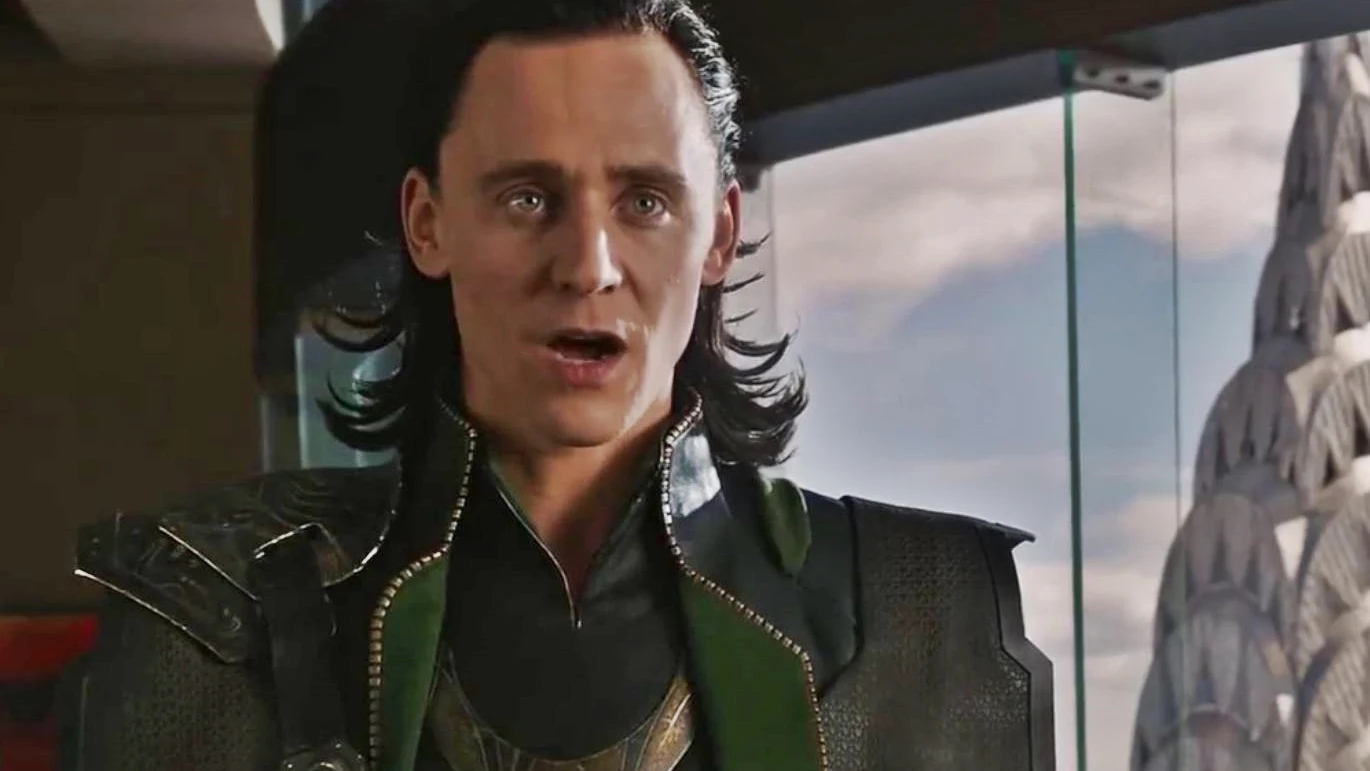 Tom Hiddleston como Loki en Vengadores Tom Hiddleston como Loki en Vengadores
