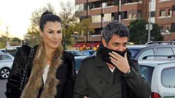 Alejandro Sanz y Raquel Perera