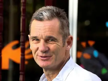 laSexta Noticias 14:00 (19-09-19) laSexta Noticias 14:00 (19-09-19) Iñaki Urdangarin sale de prisión para comenzar su voluntariado con personas con discapacidad en Madrid laSexta Noticias 14:00 (19-09-19) laSexta Noticias 14:00 (19-09-19) Iñaki Urdangarin sale de prisión para comenzar su voluntariado con personas con discapacidad en Madrid