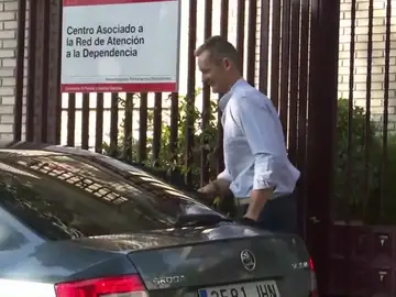 Iñaki Urdangarin sale de la cárcel de Brieva por primera vez para hacer voluntariado Iñaki Urdangarin sale de la cárcel de Brieva por primera vez para hacer voluntariado