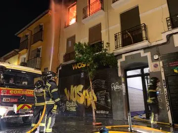 Incendio en una vivienda del barrio de Lavapiés Incendio en una vivienda del barrio de Lavapiés
