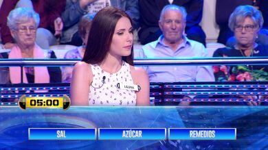 Una concursante de '¡Ahora caigo!' protagoniza su particular momento 'azúcar' como Remedios Cervantes