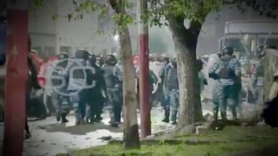 Violencia en el fútbol argentino: la policía dispara a los 'barras bravas' de River Plate