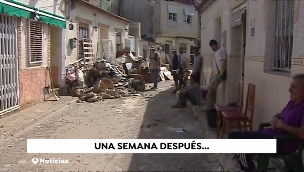 "La actitud de la gente es increíble", así se encuentran los vecinos de Orihuela (Alicante) tras el paso de la gota fría