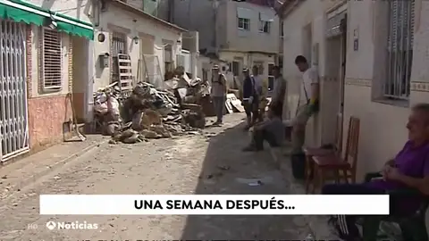 "La actitud de la gente es increíble", así se encuentran los vecinos de Orihuela (Alicante) tras el paso de la gota fría "La actitud de la gente es increíble", así se encuentran los vecinos de Orihuela (Alicante) tras el paso de la gota fría