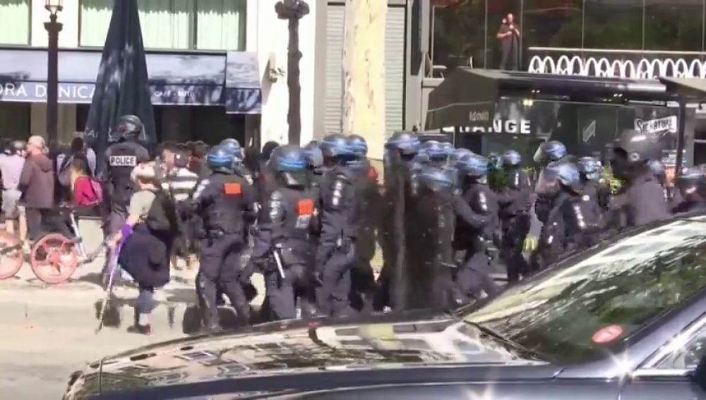 Al menos 163 de detenidos durante las protestas de los 'chalecos amarillos' en París