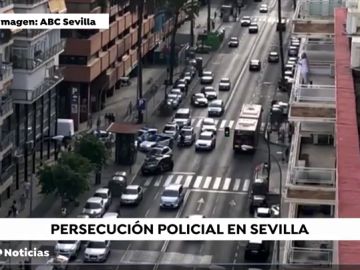 Espectacular persecución en Sevilla para cazar a un hombre que había tirado tres cuerpos a la cuneta