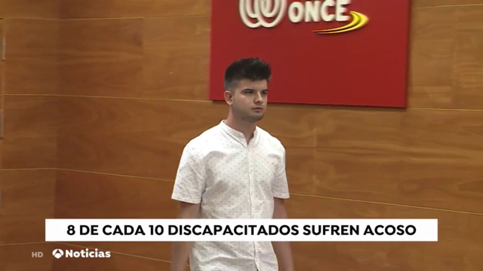 La historia de superación de dos jóvenes con discapacidad que superaron el bullying: 