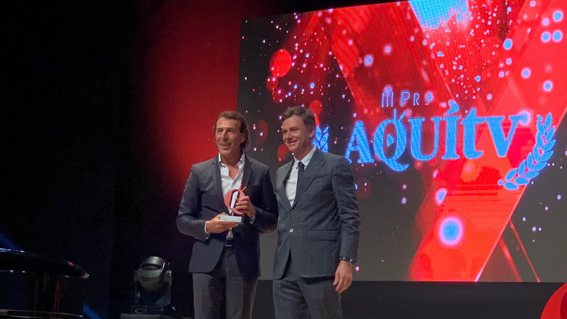 Antena 3 recoge tres Premios Nacionales AQUÍ TV Antena 3 recoge tres Premios Nacionales AQUÍ TV