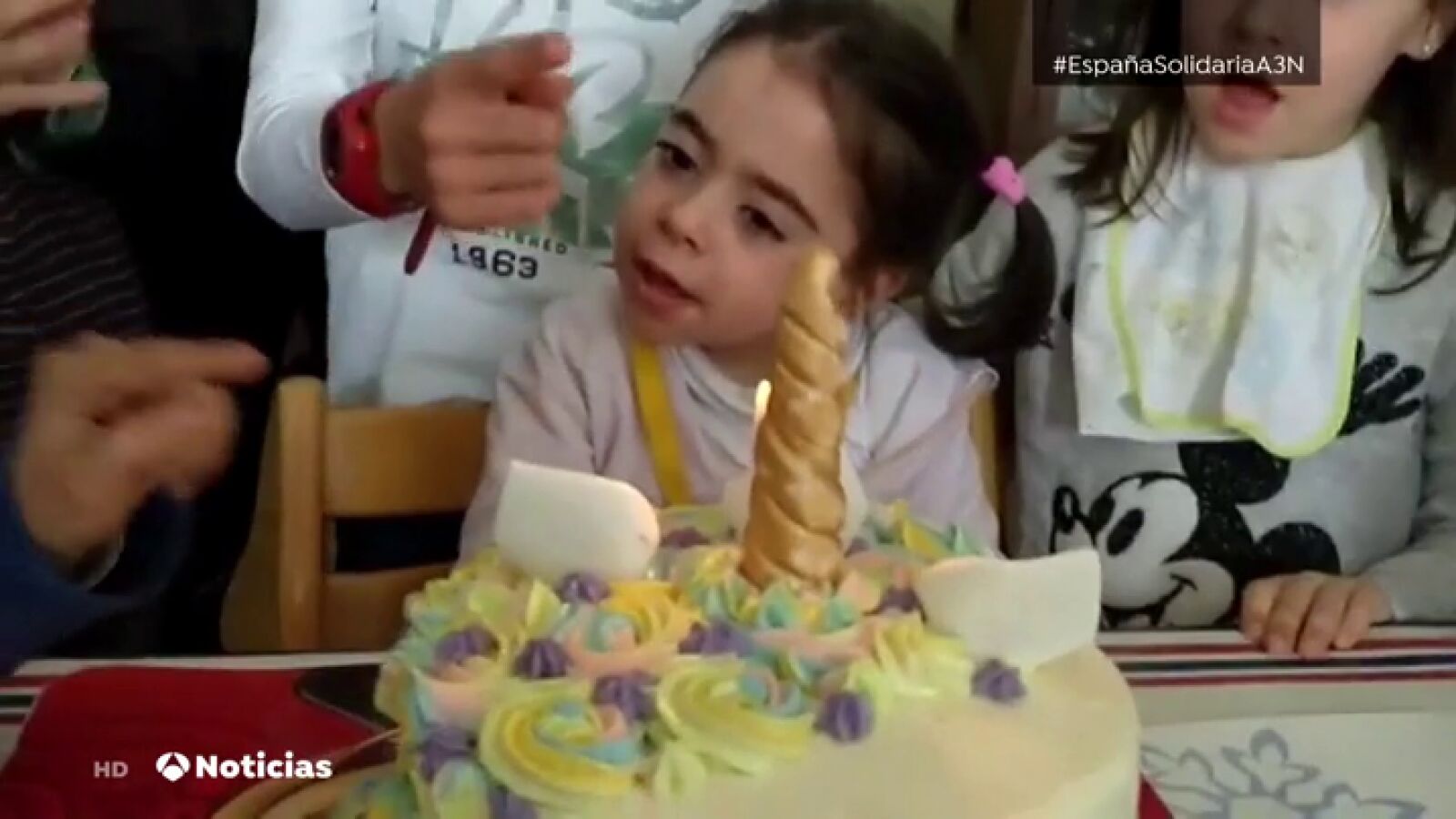 Los padres de una niña con una enfermedad rara consiguen el dinero para comenzar una investigación pionera