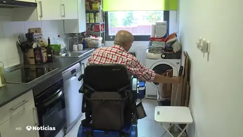 Los problemas para acceder a una vivienda adaptada complican la vida de miles de discapacitados Los problemas para acceder a una vivienda adaptada complican la vida de miles de discapacitados