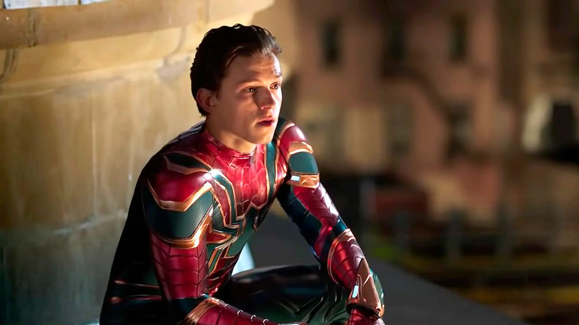 La impactante imagen de Tom Holland por los aires en el rodaje de 'SpiderMan:  Sin camino a casa'